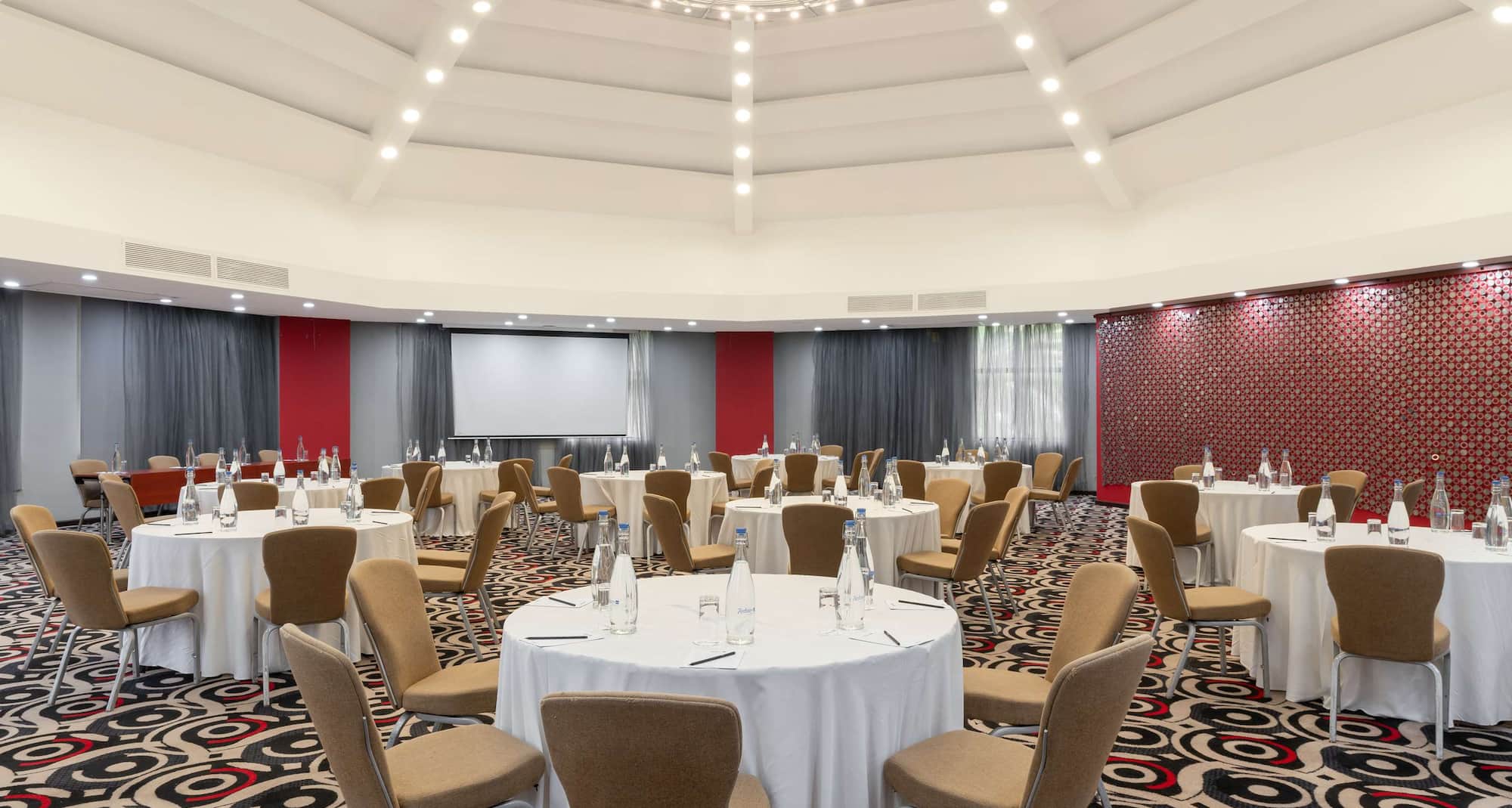 Radisson Blu Hotel, Lusaka - Small Dome meeting room banquet set-up