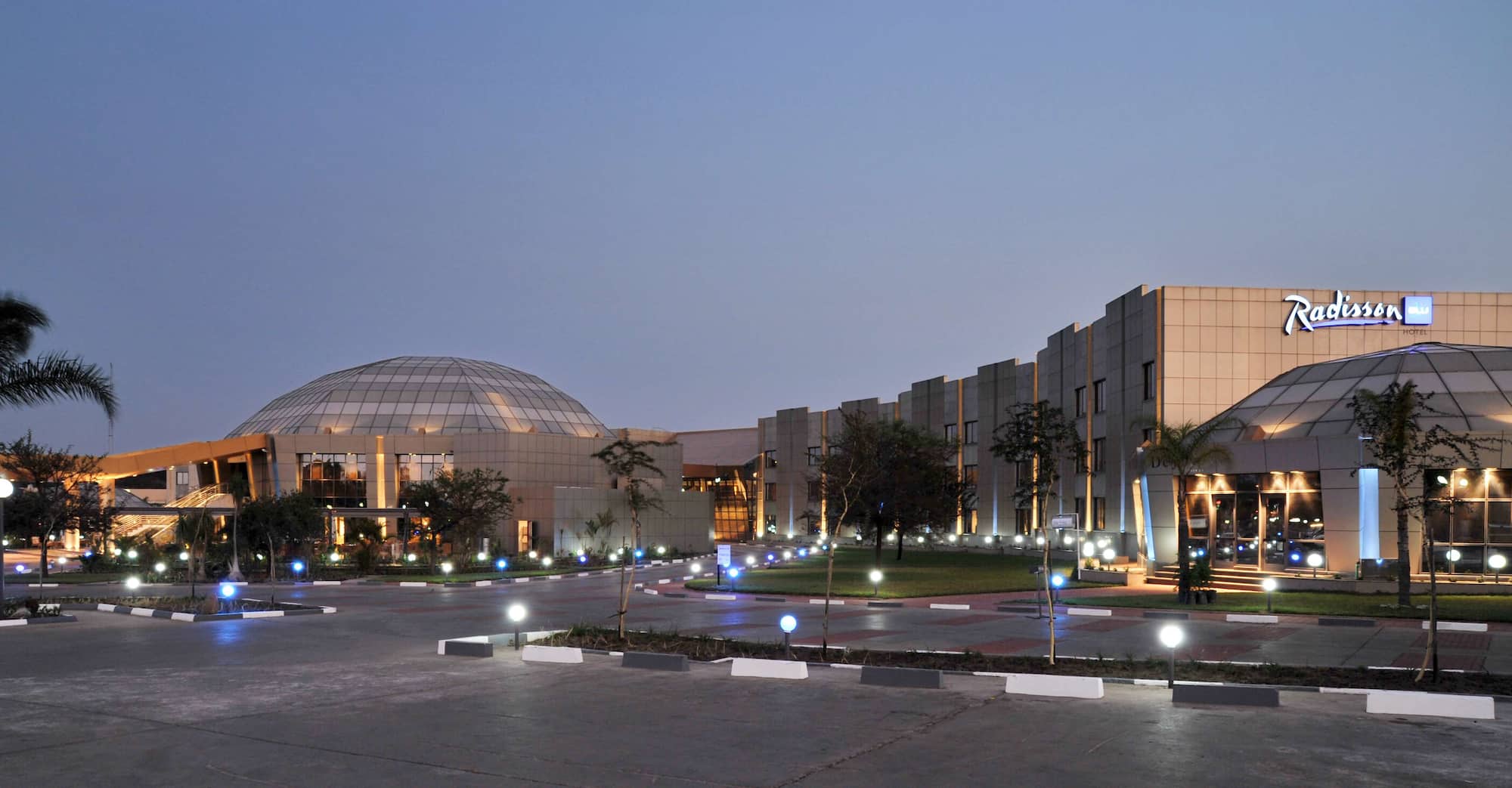 Radisson Blu Hotel, Lusaka - Hotel Exterior