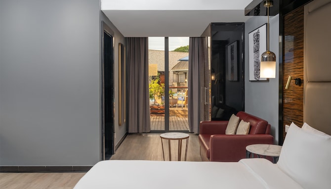 Radisson Blu Hotel, Lusaka - Premium Room - Pool View & Terrace