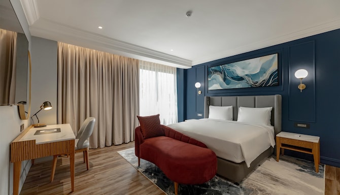 Radisson Blu Hotel, Lusaka - Presidential Suite Bedroom