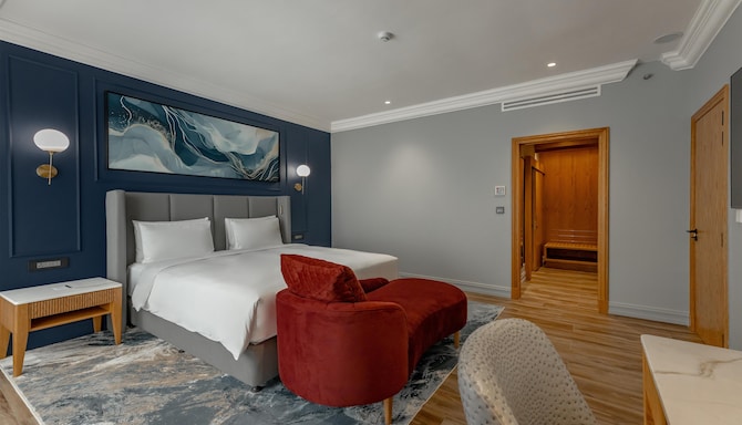 Radisson Blu Hotel, Lusaka - Presidential Suite Bedroom