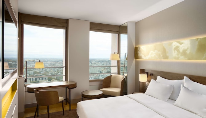 Radisson Blu Hotel, Lyon - Superior, Standard & Family Stay Rooms with city view