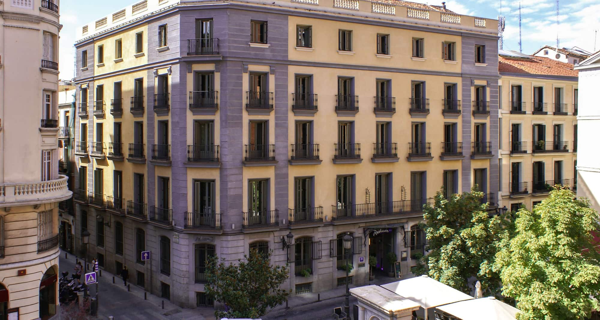 Radisson Blu Hotel, Madrid Prado - Vista exterior