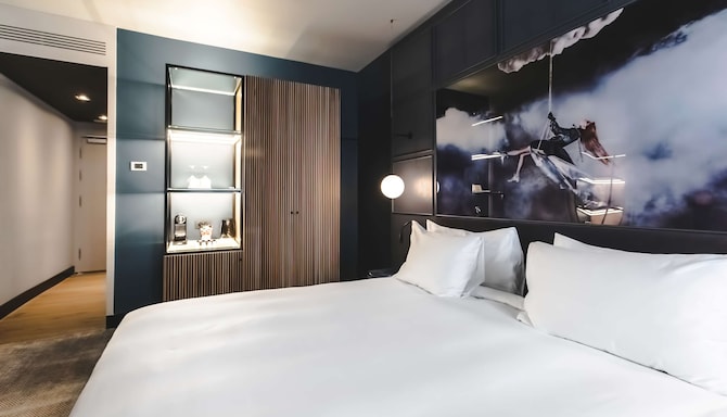 Radisson Blu Hotel, Madrid Prado - Superior Room