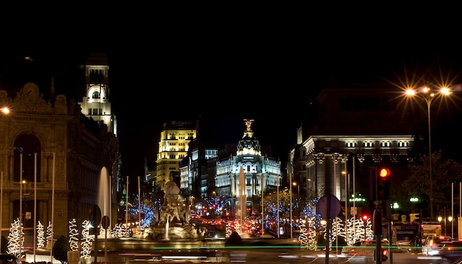 Radisson Blu Hotel, Madrid Prado - City by Night