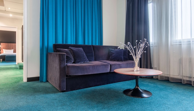 Radisson Blu Hotel, Malm� - Junior suite lounge