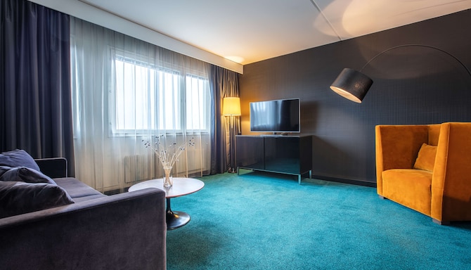 Radisson Blu Hotel, Malm� - Junior suite lounge