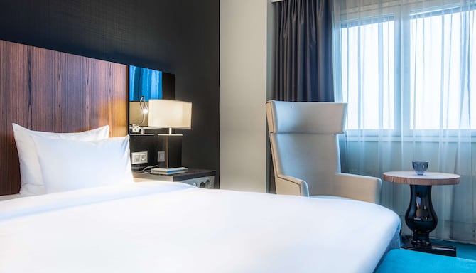 Radisson Blu Hotel, Malm� - Junior suite bedroom