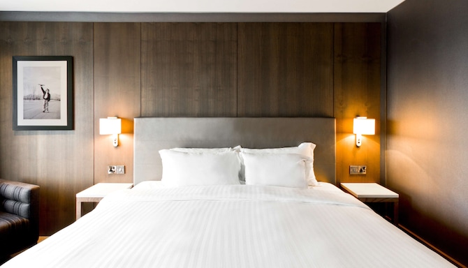 Radisson Blu Hotel Manchester, Airport - Premium Room