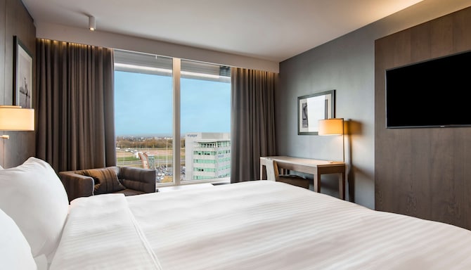 Radisson Blu Hotel, Manchester Airport - Superior Room