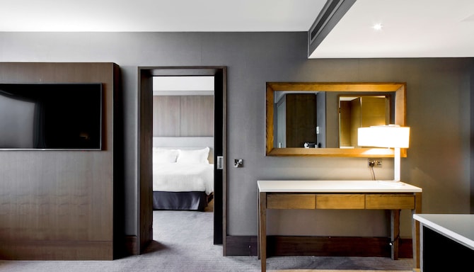 Radisson Blu Hotel, Manchester Airport - Suite