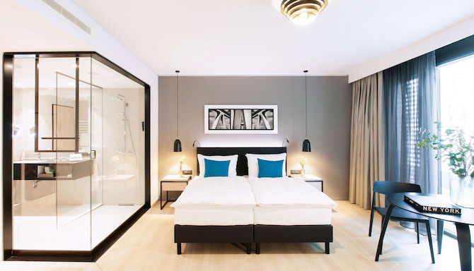 Radisson Blu Hotel, Mannheim - Business Class Room