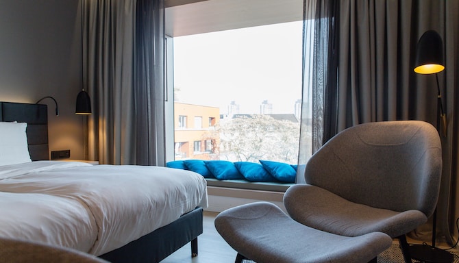 Radisson Blu Hotel, Mannheim - Business Class Room with Bay window