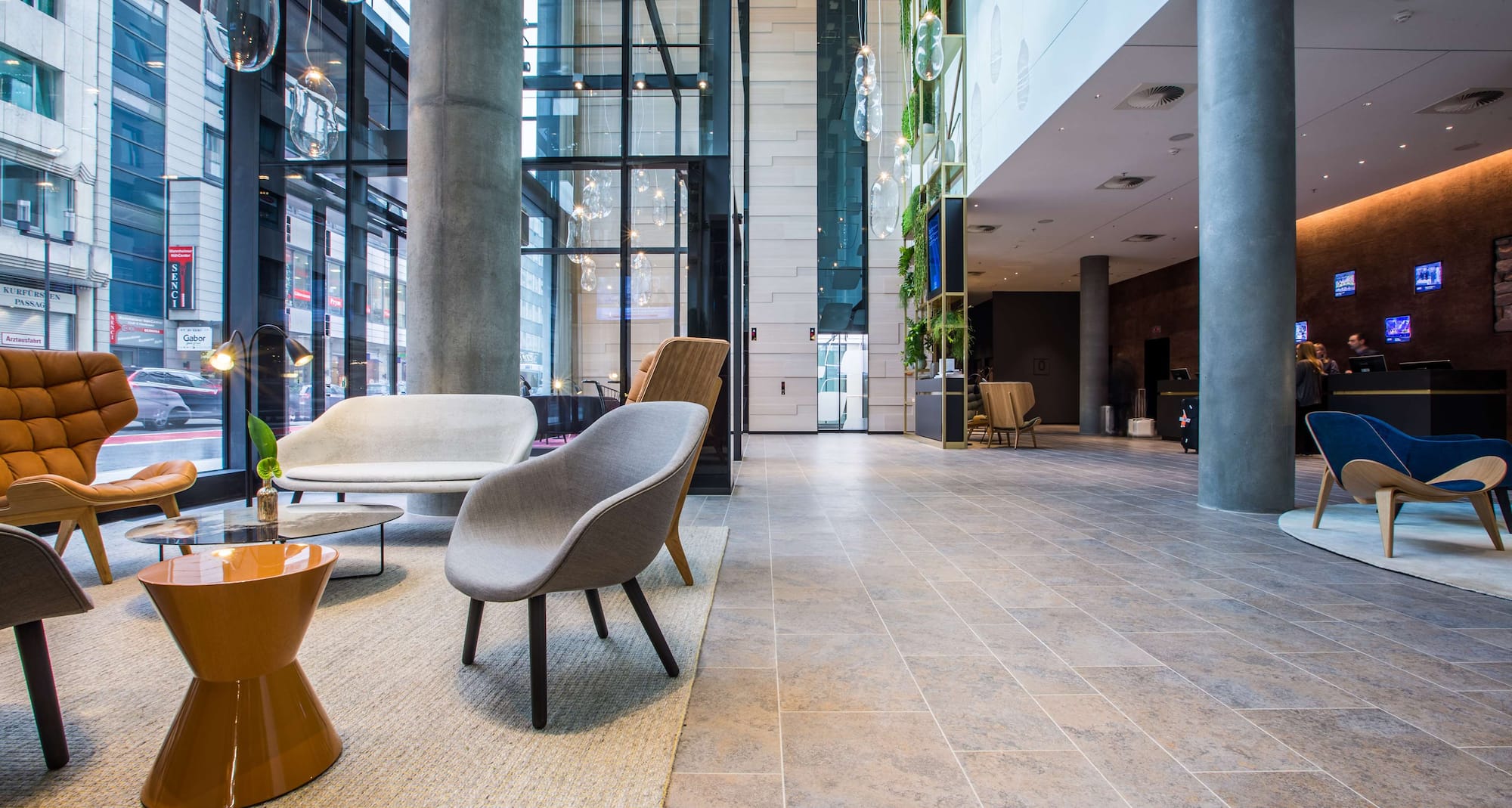 Radisson Blu Hotel, Mannheim - Lobby Area