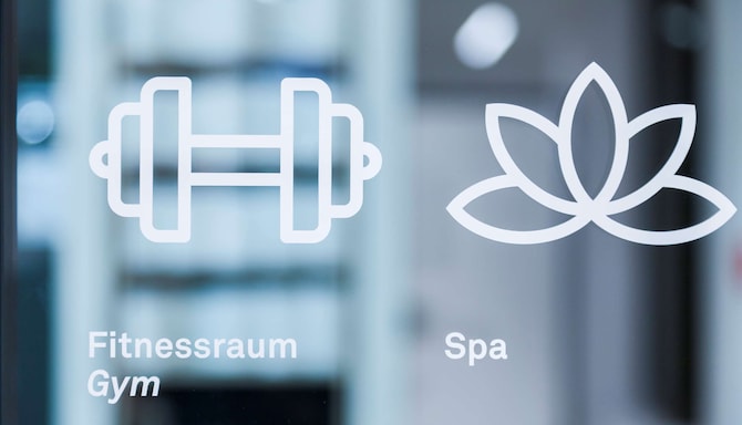 Radisson Blu Hotel, Mannheim - Gym Logo on Window