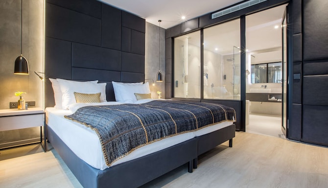 Radisson Blu Hotel, Mannheim - Business Class Suite