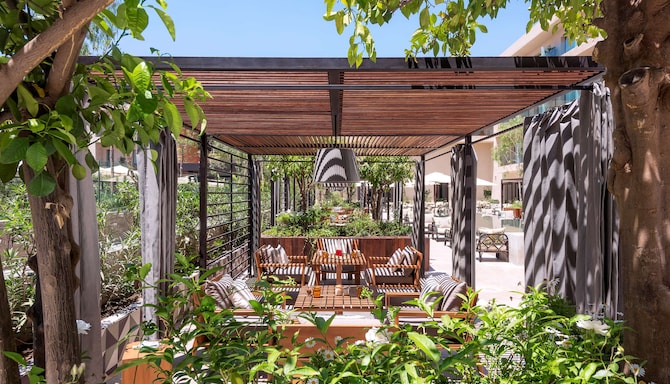 Patio 1 
