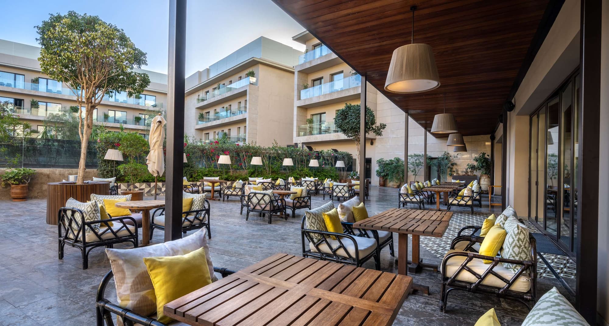 Radisson Blu Hotel, Marrakech Carre Eden - Terraza del restaurante Lila