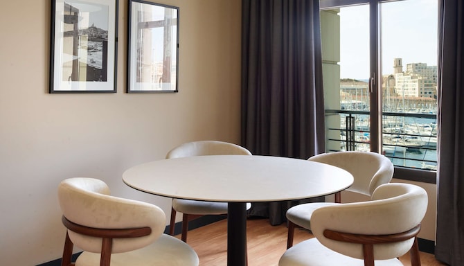 Radisson Blu Hotel, Marseille Vieux Port - Suite