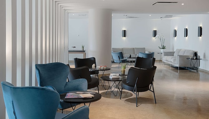 Radisson Blu Hotel Milan - First floor meeting rooms foyer