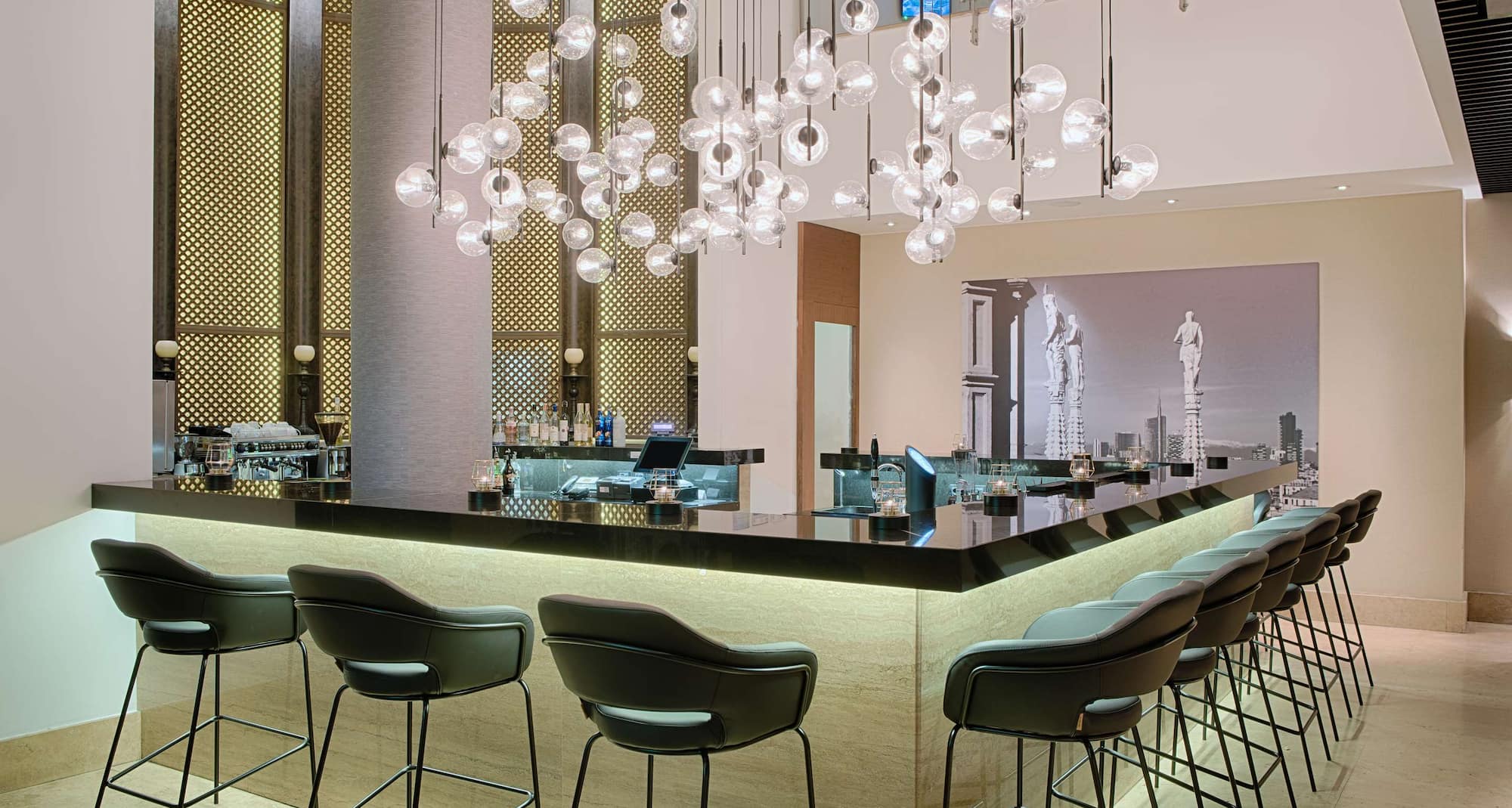 Radisson Blu Hotel, Milan - Lobby Bar