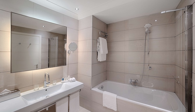 Radisson Blu Hotel, Milan - غرفة الضيوف