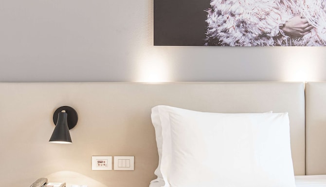 Radisson Blu Hotel, Milan - غرفة الضيوف