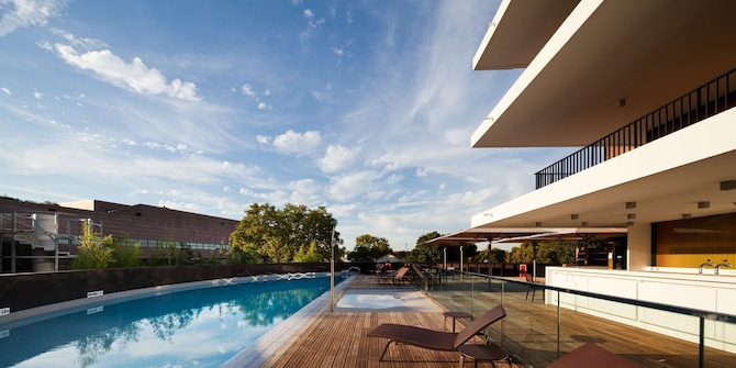 Radisson Blu Hotel, Montpellier - Havuz Manzarası