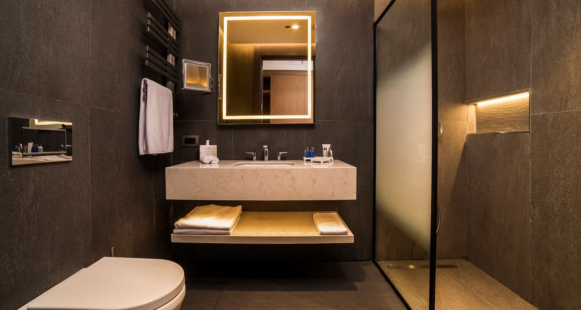 Radisson Blu Hotel, Mount Erciyes - Suite bathroom