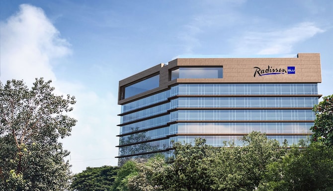 Radisson Blu Hotel, Mumbai International Airport - Vy över fasaden