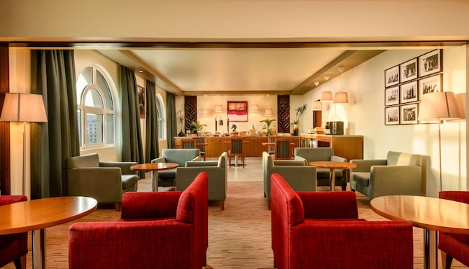 Radisson Blu Hotel, Muscat - Business Lounge
