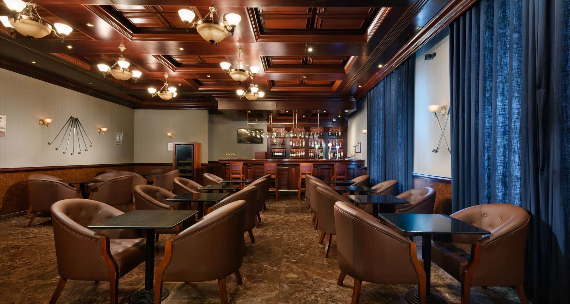 Radisson Blu Hotel, Muscat - Bar99