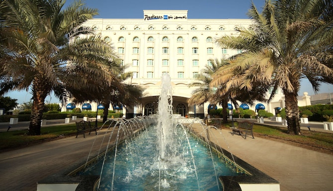 Radisson Blu Hotel, Muscat - Exterior
