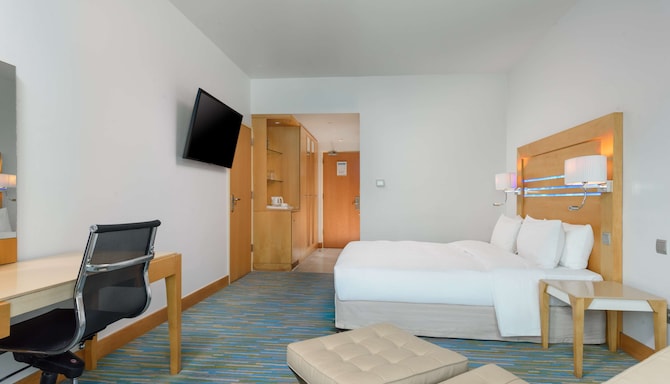 Radisson Blu Hotel, Muscat - Superior Room