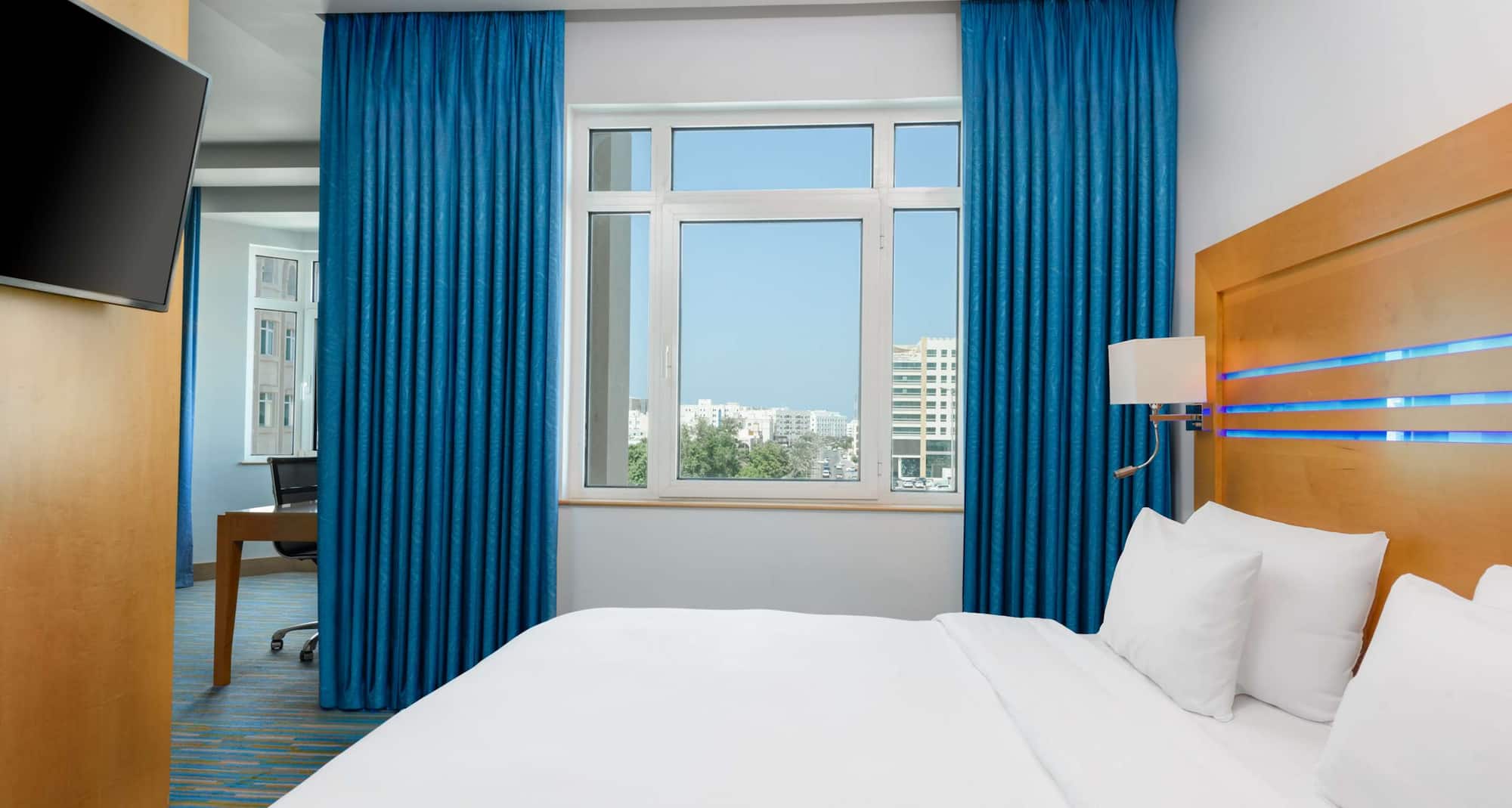 Radisson Blu Hotel, Muscat - Suite