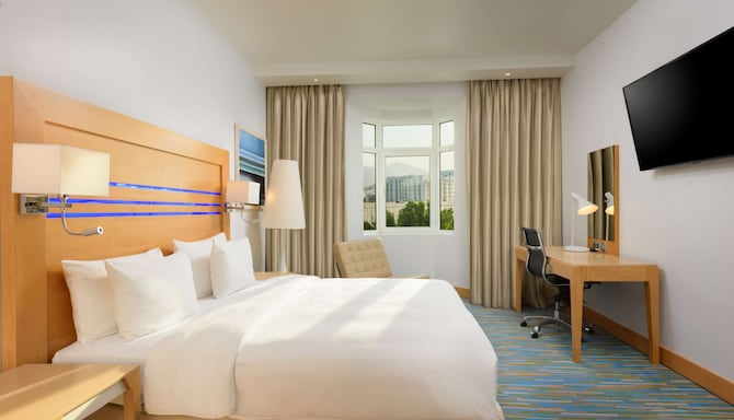 Radisson Blu Hotel, Muscat - Suite