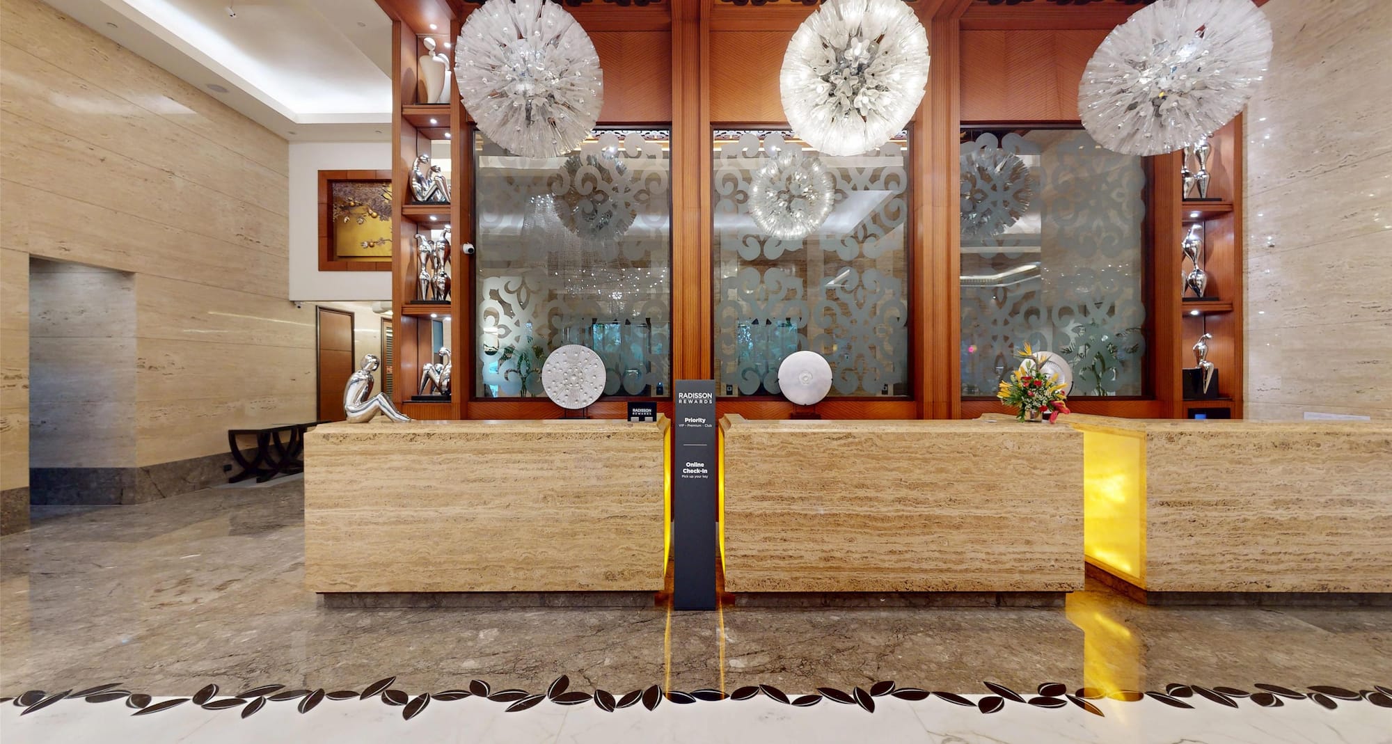 Radisson Blu Hotel, Nagpur - Reception