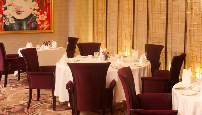 Choose Our Restaurants In Nagpur Radisson Blu