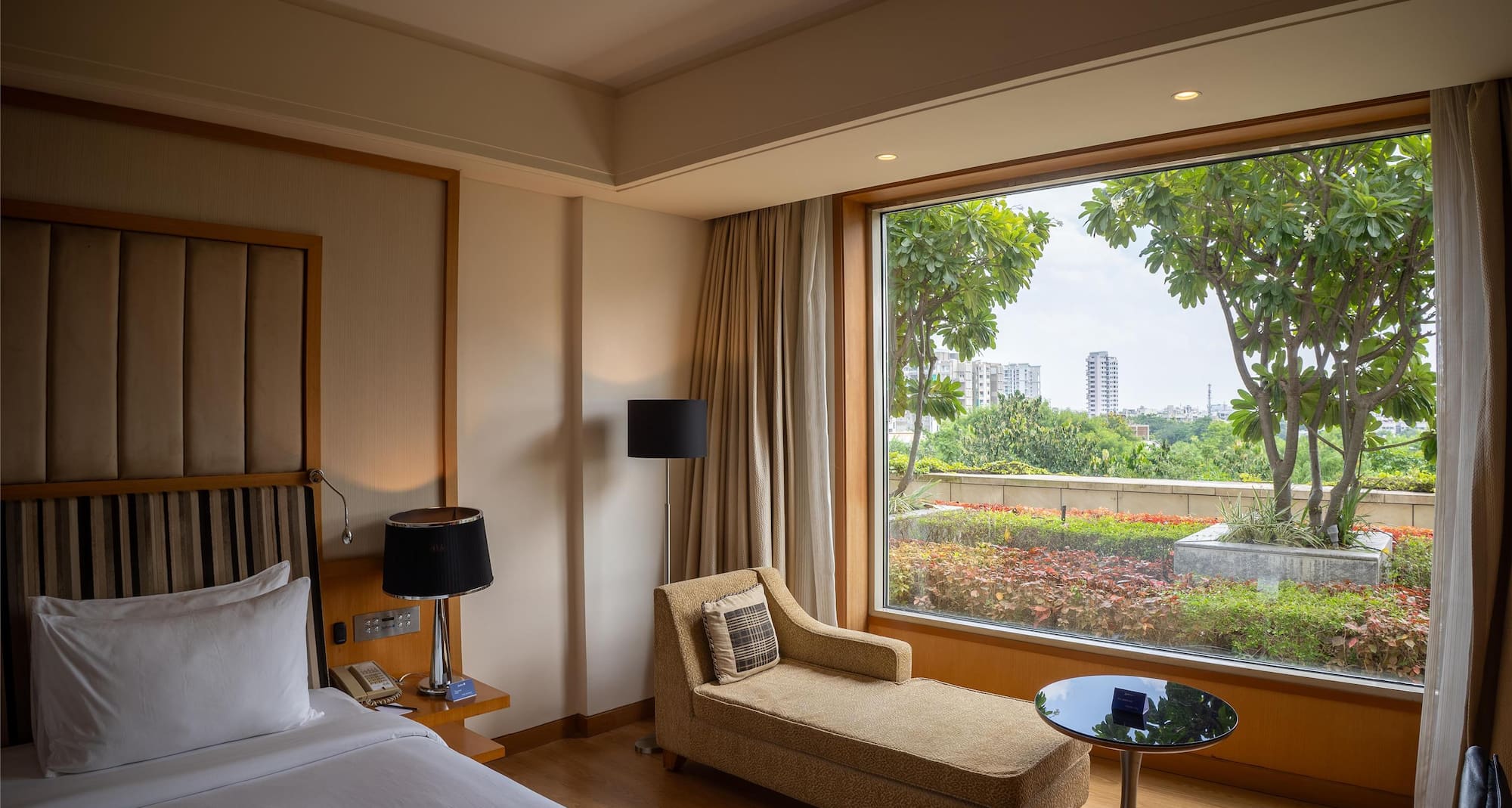 Radisson Blu Hotel, Nagpur - Superior Room Garden View