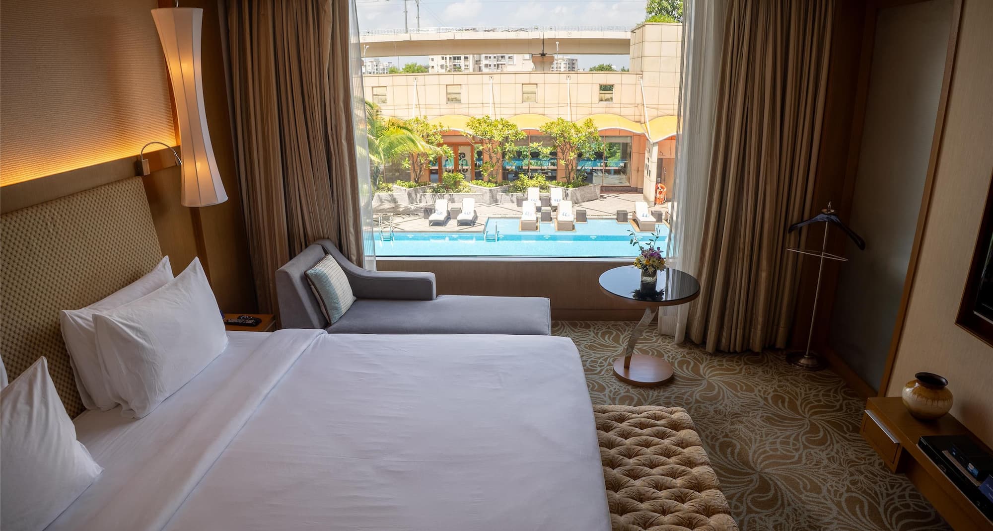 Radisson Blu Hotel, Nagpur - Superior Room Pool View