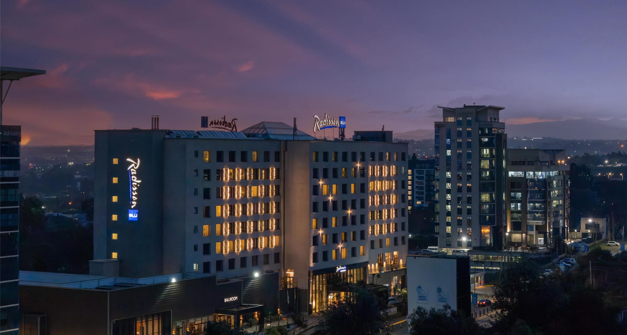 Radisson Blu Hotel, Nairobi Upper Hill - Exterior Night