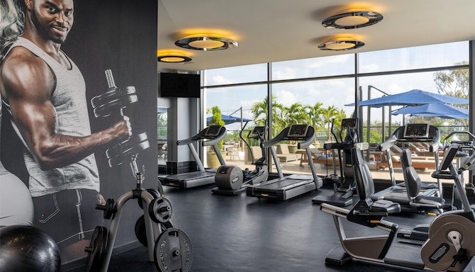 Radisson Blu Hotel, Nairobi Upper Hill - Gym Weights