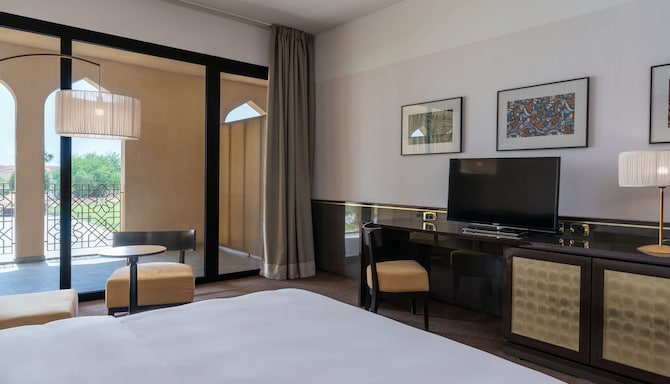 Radisson Blu Hotel, N'Djamena - Superior Room with terrace