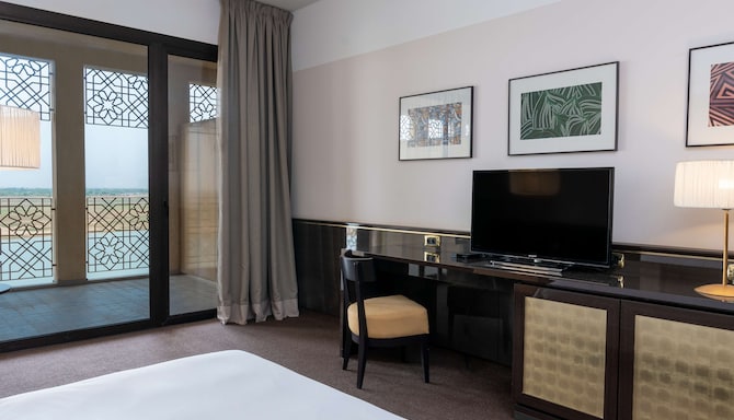 Radisson Blu Hotel, N'Djamena - Grand Suite with terrace