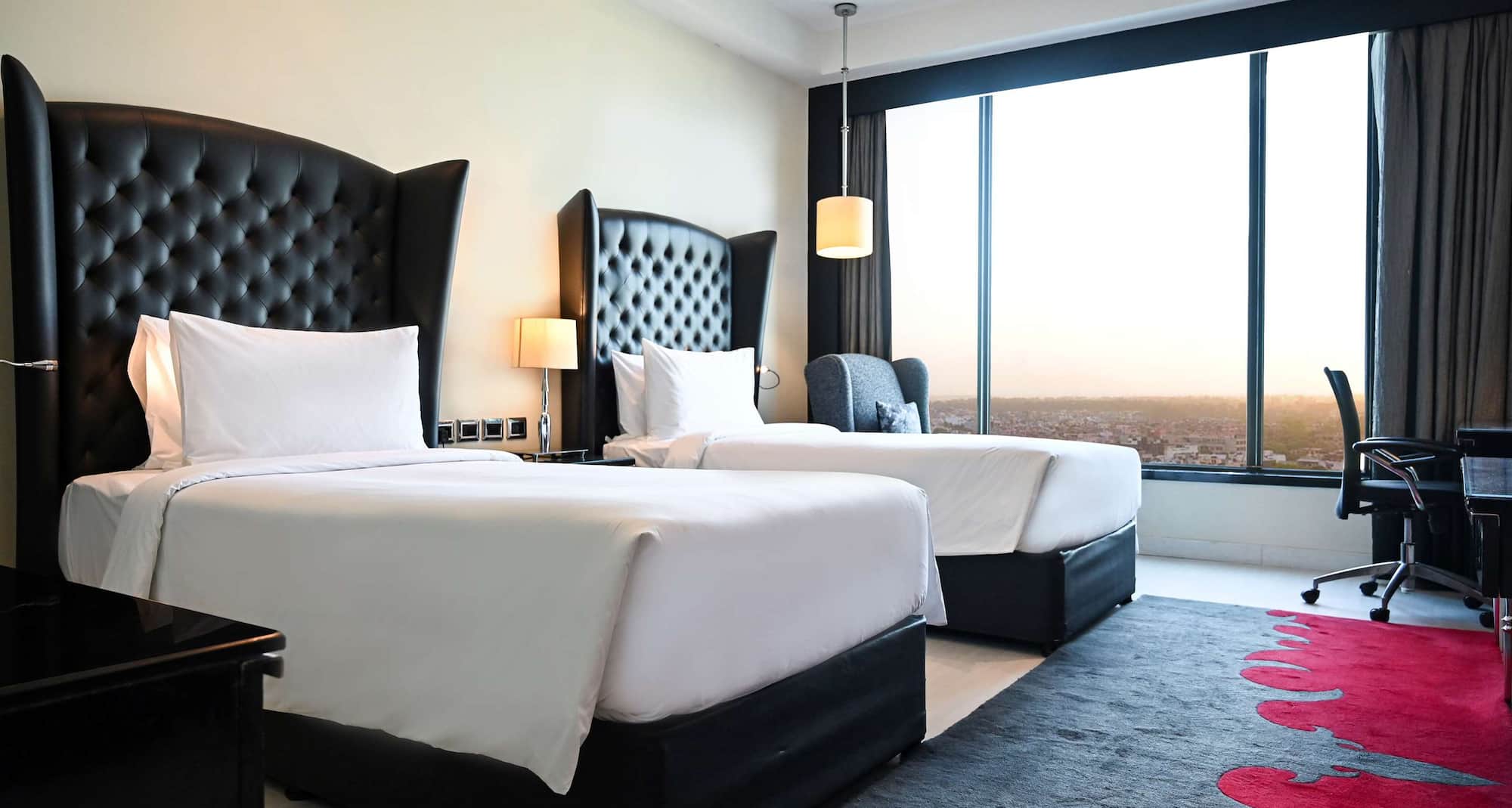 Radisson Blu Hotel, New Delhi Paschim Vihar - Superior Room