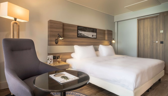 Radisson Blu Hotel, Nice - Standard room City view