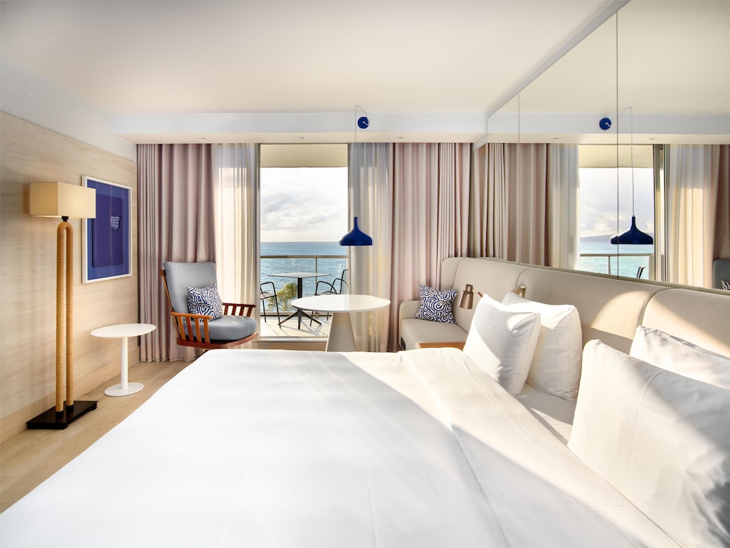 Radisson Blu Hotel, Nice - Premium Room - Sea view