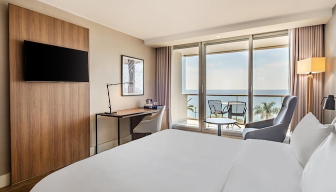 Radisson Blu Hotel, Nice - Superior Room - Sea view