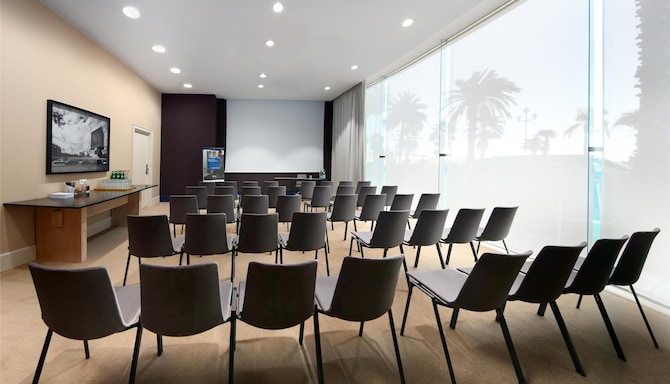 Radisson Blu Hotel, Nice - Meeting Room Sirocco