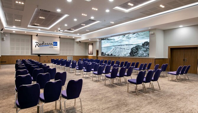 Radisson Blu Hotel, Nice - Tagungsraum